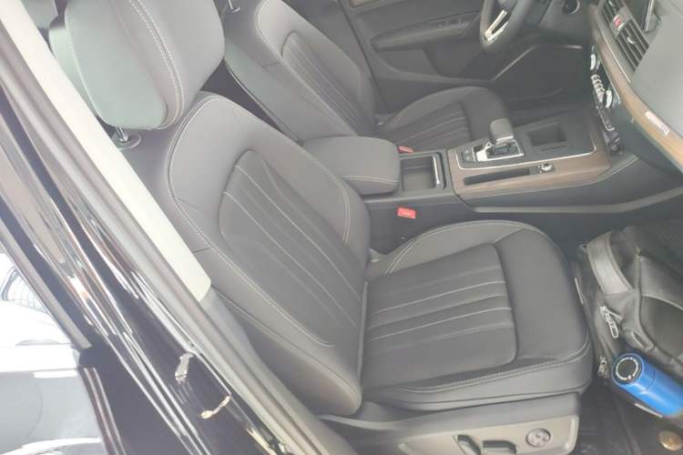 Used Audi Q5L 2022 Updated Version 40T Luxury Elegant Edition Right Front Seat