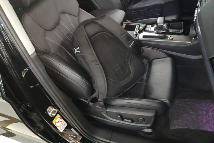 Used Audi Q5L 2022 Updated 40T Luxury Dynamic Edition Right Front Seat