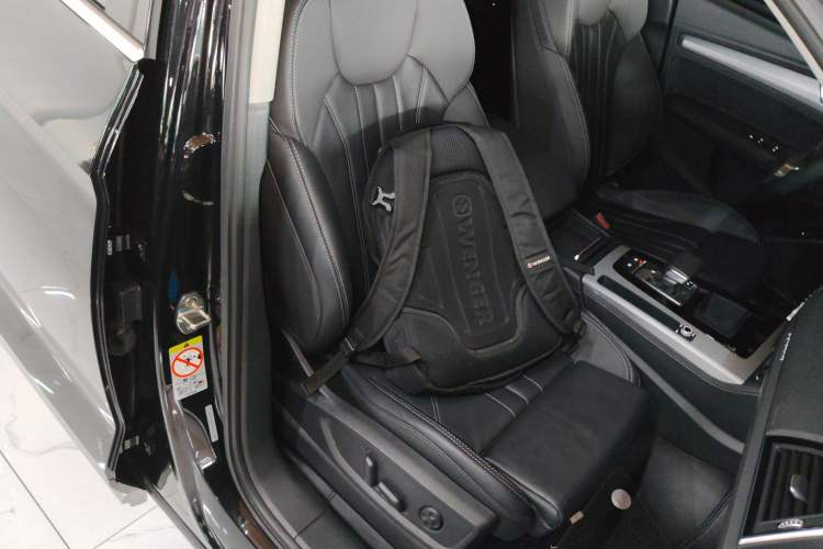 Used Audi Q5L 2022 40T Fashionable and Dynamic Model Right Front Seat