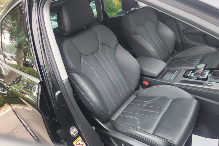 Used Audi Q5L 2022 40T Luxury Dynamic Model Right Front Seat