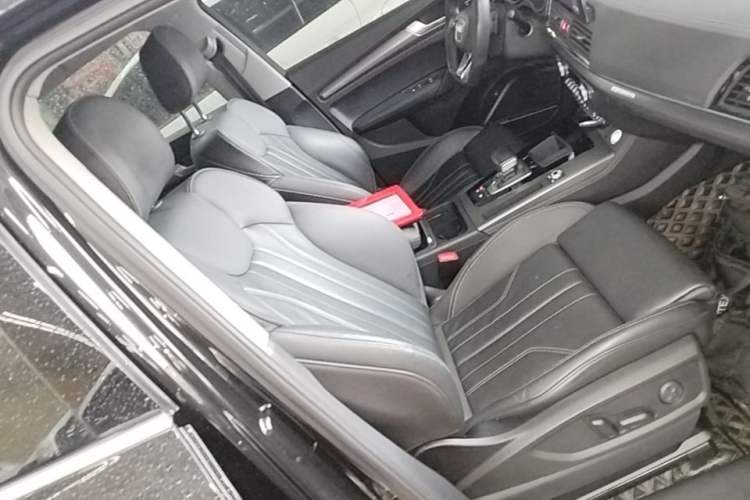 Used Audi Q5L 2022 45T Luxury Dynamic Model Right Front Seat