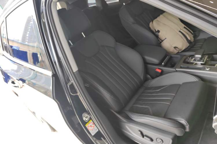 Used Audi Q5L 2022 Updated 40T Luxury Dynamic Edition Right Front Seat