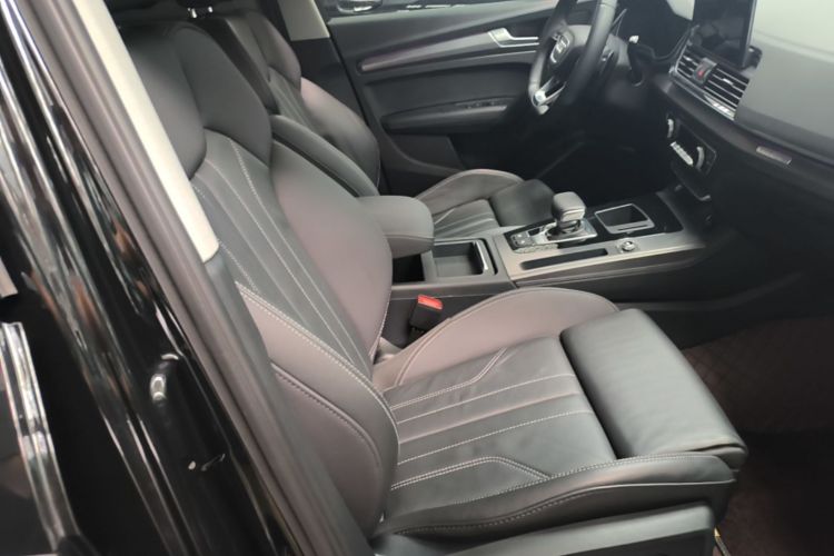 Used Audi Q5L 2022 40T Luxury Dynamic Model Right Front Seat