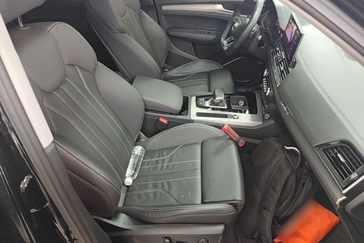 Used Audi Q5L 2022 40T Fashionable and Dynamic Model Right Front Seat
