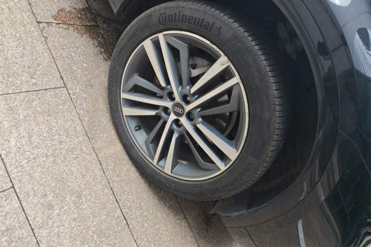 Used Audi Q5L 2022 Updated 40T Luxury Dynamic Edition Right Front Wheel Hub