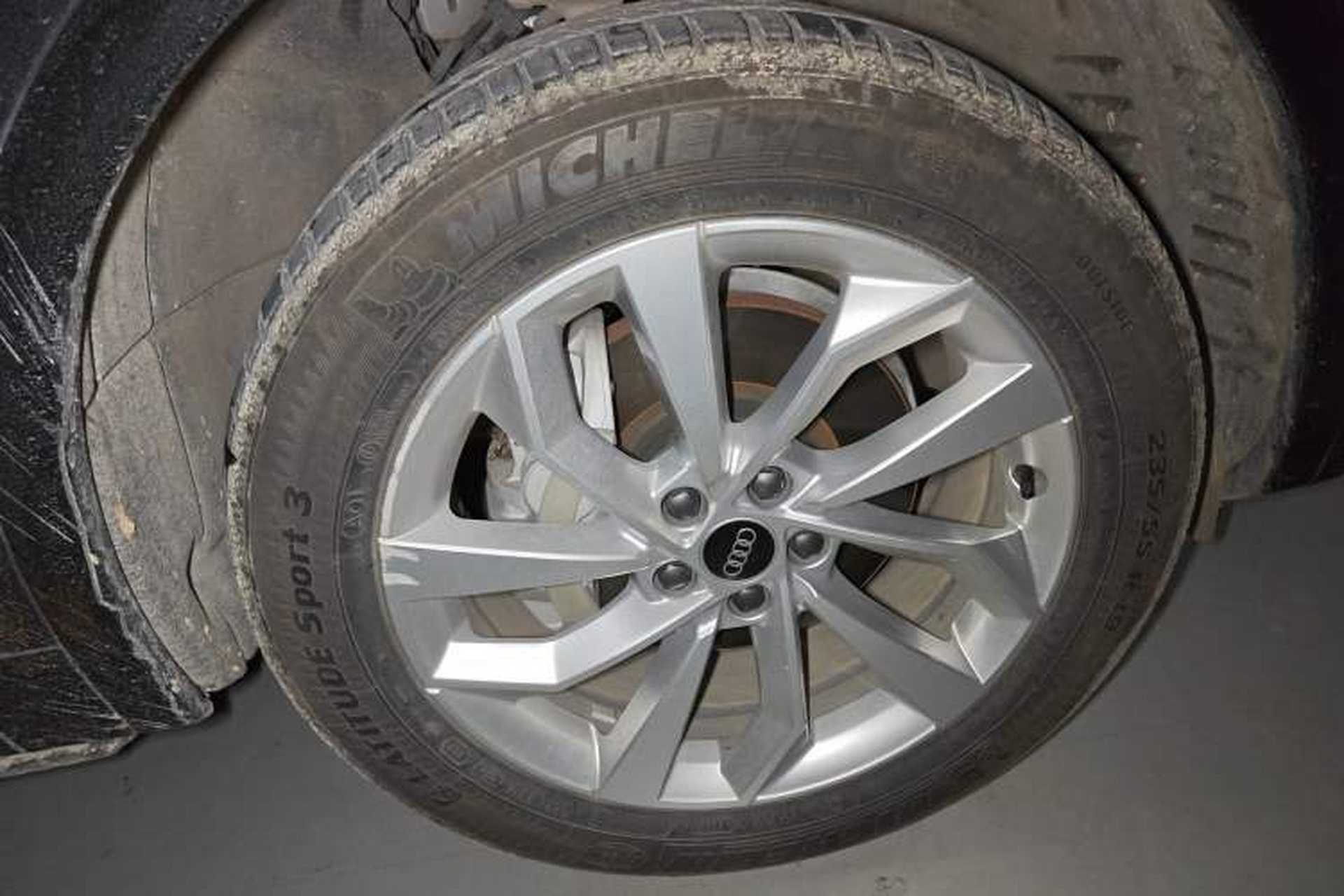 Used Audi Q5L 2022 40T Luxury Dynamic Model Right Front Wheel Hub