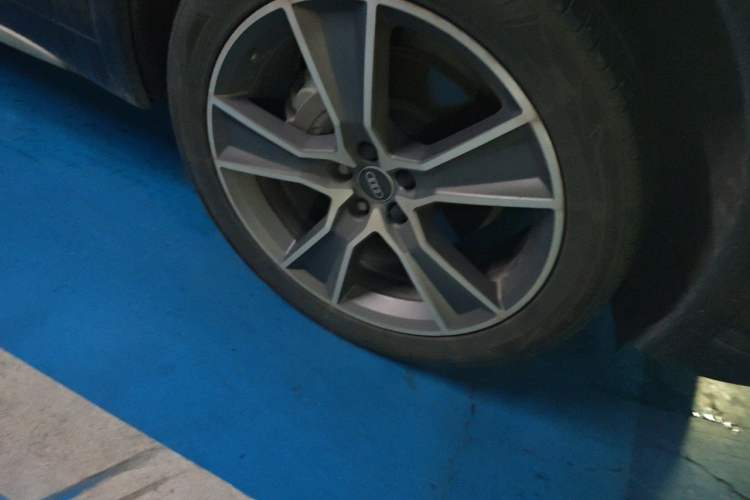 Used Audi Q5L 2022 Updated 45T Prestige Dynamic Edition Right Front Wheel Hub