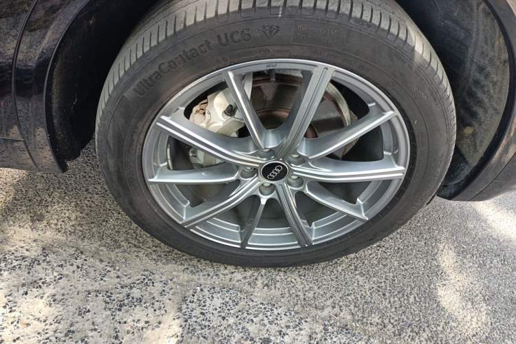 Used Audi Q5L 2022 Updated 45T Luxury Dynamic Version Right Front Wheel Hub