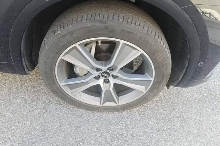 Used Audi Q5L 2022 45T Luxury Dynamic Model Right Front Wheel Hub