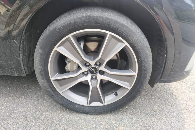 Used Audi Q5L 2022 45T Luxury Dynamic Model Right Front Wheel Hub