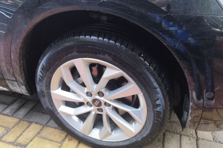 Used Audi Q5L 2022 Updated 40T Luxury Dynamic Edition Right Front Wheel Hub