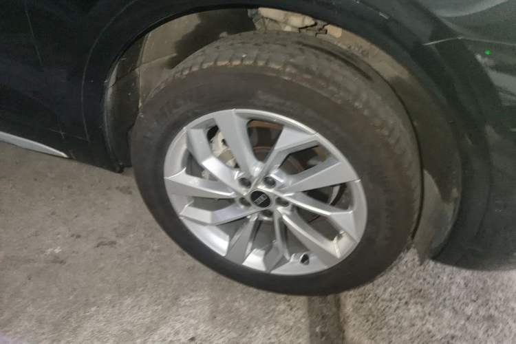 Used Audi Q5L 2022 40T Luxury Dynamic Model Right Front Wheel Hub
