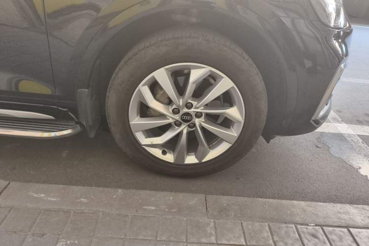 Used Audi Q5L 2022 Updated 40T Luxury Dynamic Edition Right Front Wheel Hub