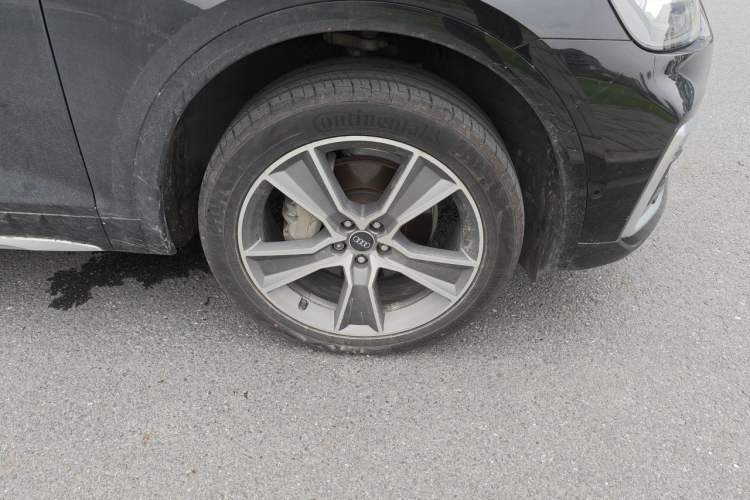 Used Audi Q5L 2022 40T Luxury Dynamic Model Right Front Wheel Hub
