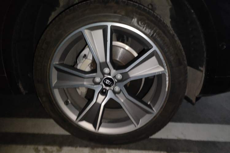 Used Audi Q5L 2022 45T Luxury Dynamic Model Right Front Wheel Hub