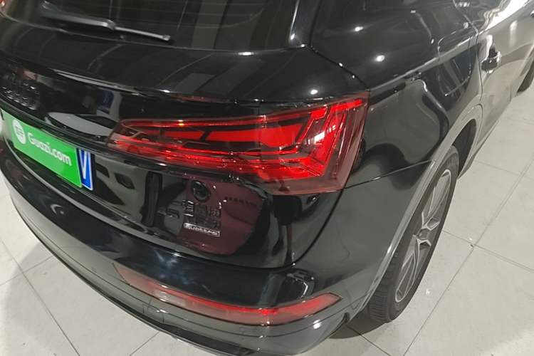 Used Audi Q5L 2022 Updated 45T Luxury Dynamic Version Right Rear Taillight