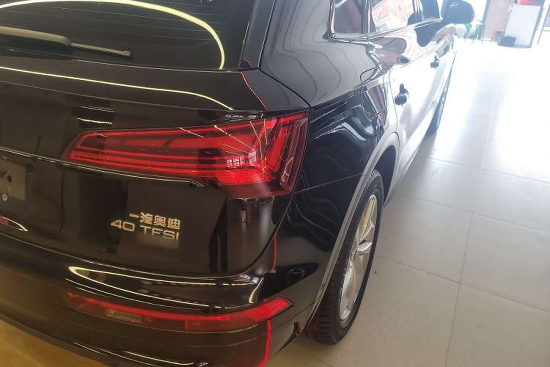Used Audi Q5L 2022 40T Luxury Dynamic Model Right Rear Taillight