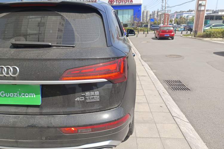 Used Audi Q5L 2022 Updated 40T Luxury Dynamic Edition Right Rear Taillight