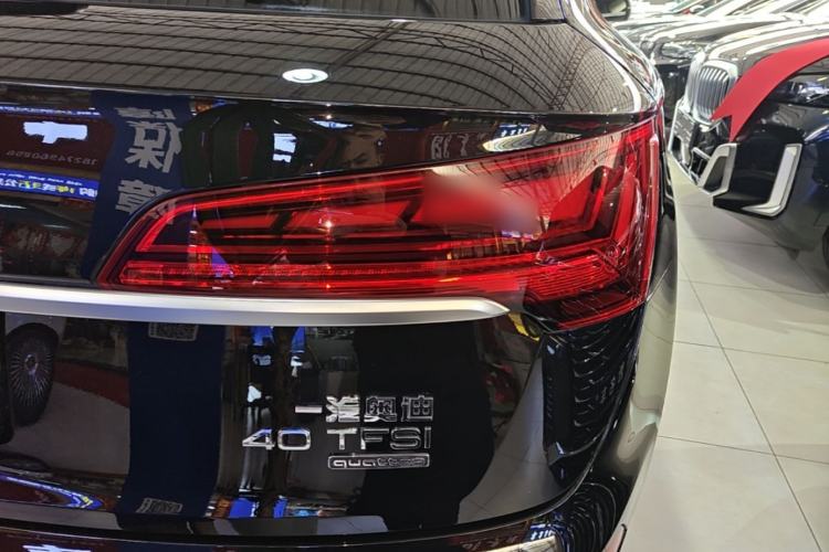 Used Audi Q5L 2022 Updated 40T Luxury Dynamic Edition Right Rear Taillight