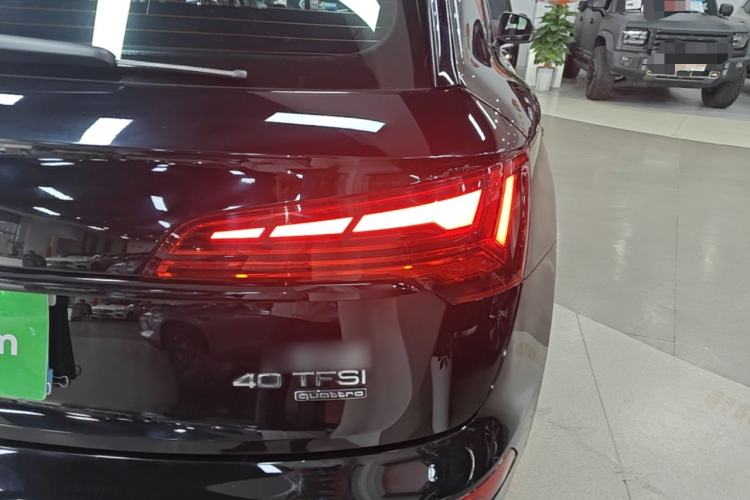 Used Audi Q5L 2022 40T Fashionable and Dynamic Model Right Rear Taillight