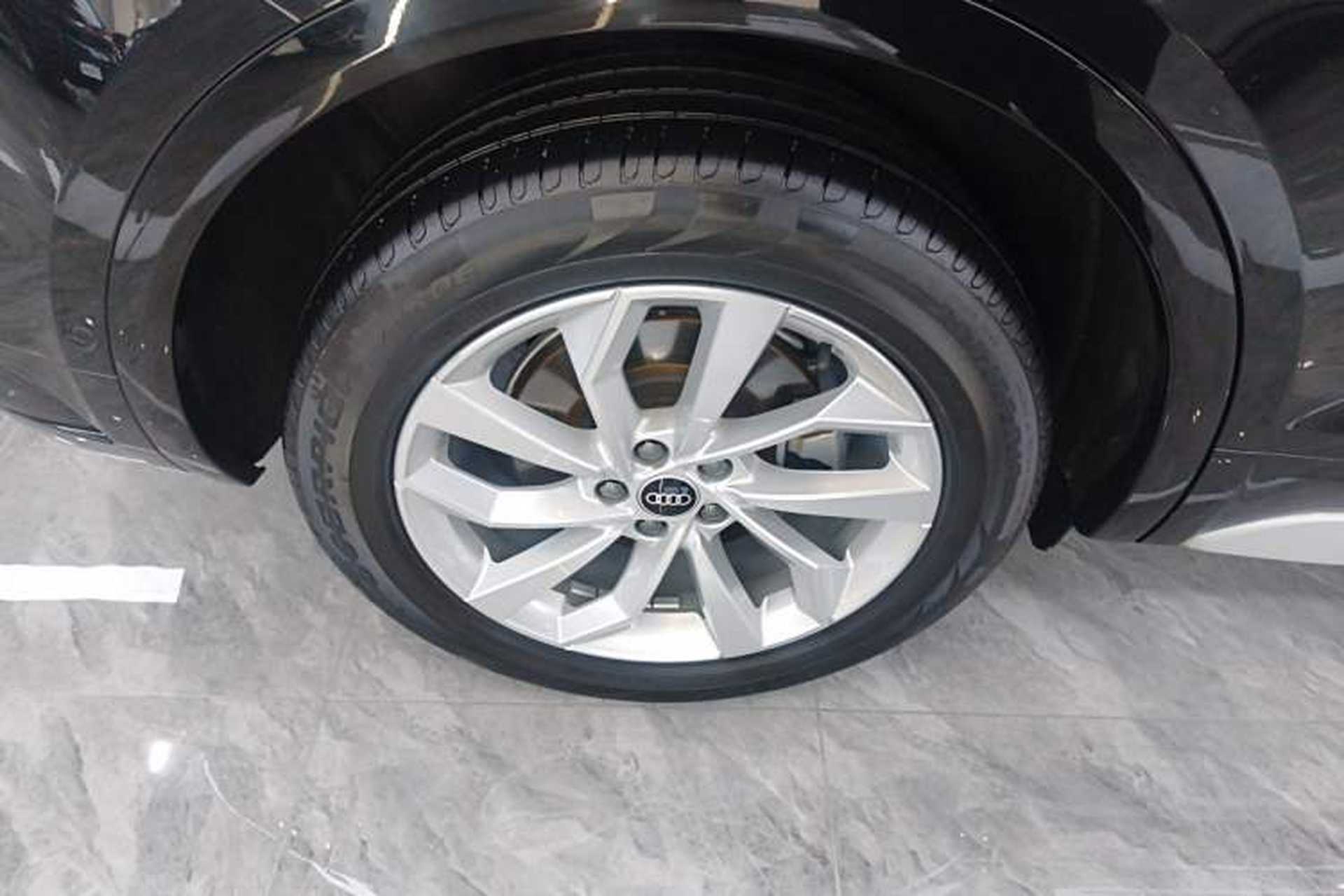 Used Audi Q5L 2022 Updated 40T Luxury Dynamic Edition Right Rear Wheel Hub