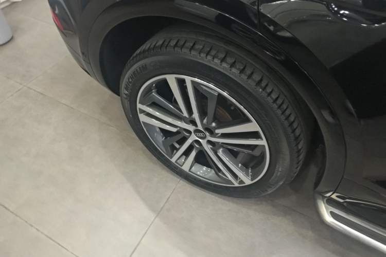 Used Audi Q5L 2022 Updated 45T Prestige Dynamic Edition Right Rear Wheel Hub