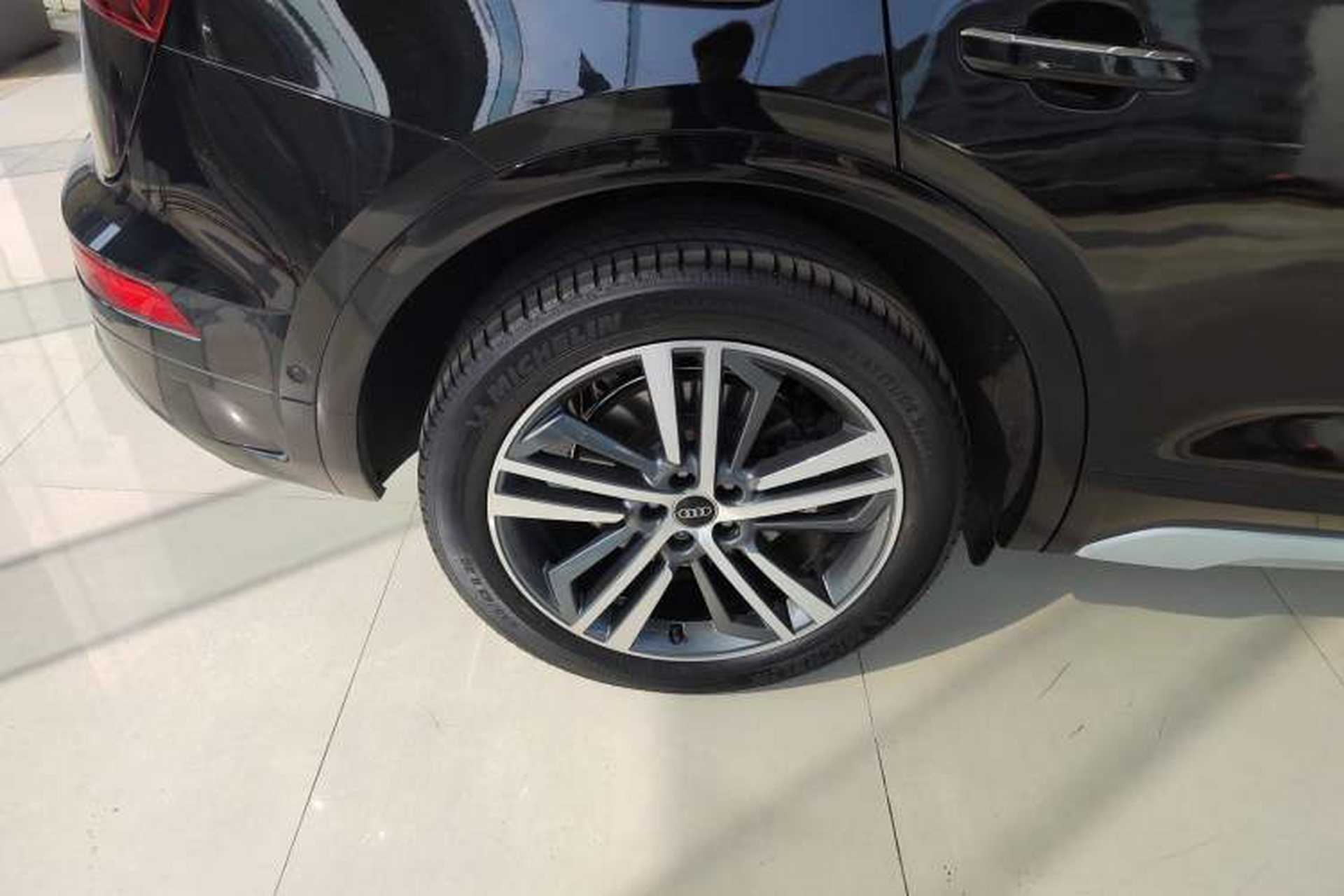 Used Audi Q5L 2022 Updated 40T Luxury Dynamic Edition Right Rear Wheel Hub