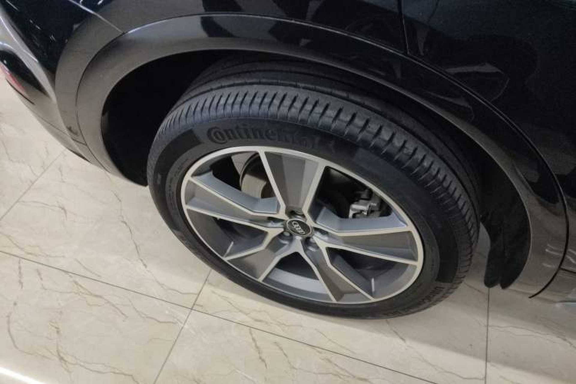 Used Audi Q5L 2022 Updated 45T Luxury Dynamic Version Right Rear Wheel Hub