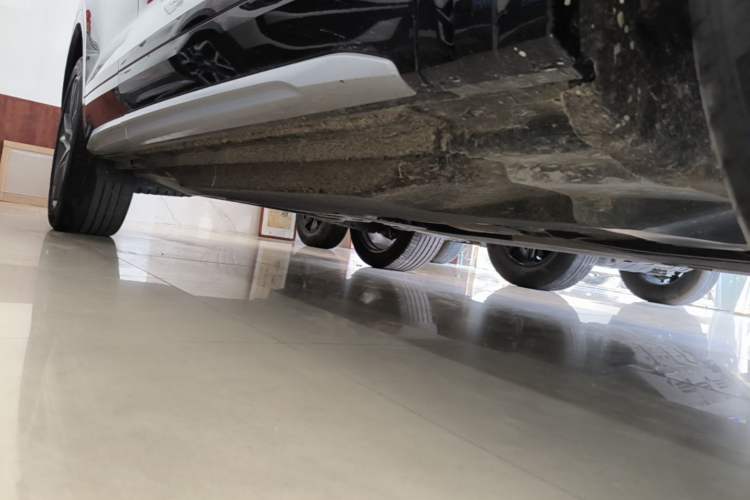 Used Audi Q5L 2022 45T Luxury Dynamic Model Right Side Sill