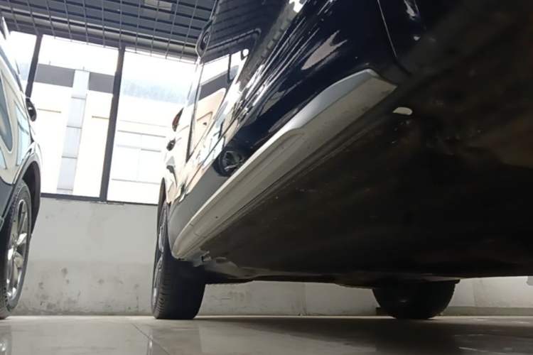 Used Audi Q5L 2022 40T Luxury Dynamic Model Right Side Sill