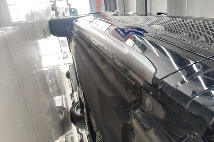 Used Audi Q5L 2022 40T Luxury Dynamic Model Right Side Sill