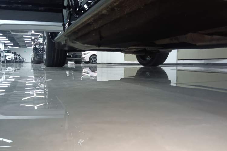 Used Audi Q5L 2022 Updated 40T Luxury Dynamic Edition Right Side Sill