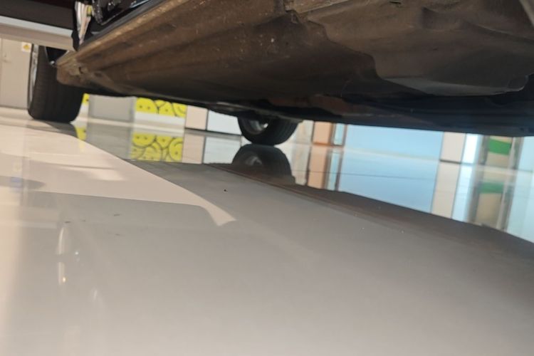 Used Audi Q5L 2022 Updated 40T Luxury Dynamic Edition Right Side Sill