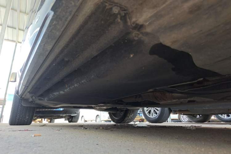 Used Audi Q5L 2022 40T Fashionable and Dynamic Model Right Side Sill