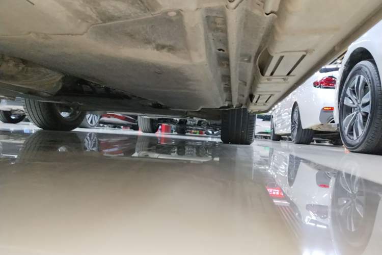 Used Audi Q5L 2022 Updated 40T Luxury Dynamic Edition Right Side Sill