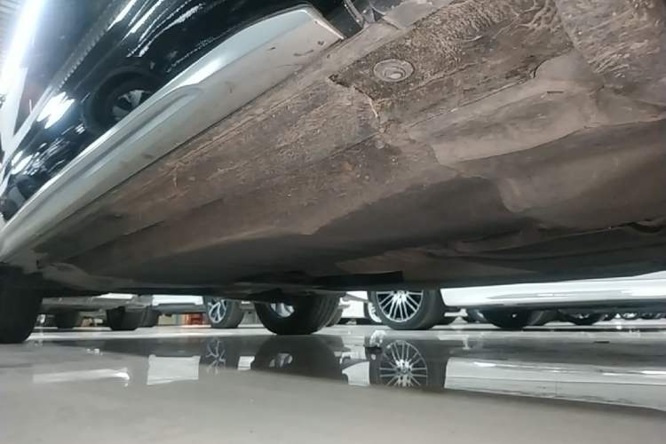 Used Audi Q5L 2022 Updated 45T Luxury Dynamic Version Right Side Sill