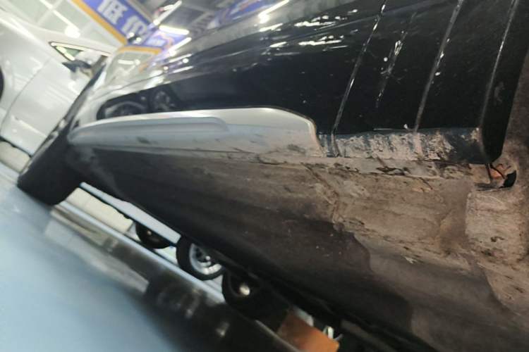 Used Audi Q5L 2022 45T Luxury Dynamic Model Right Side Sill