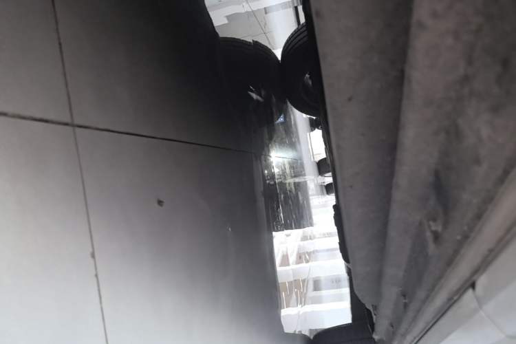 Used Audi Q5L 2022 40T Luxury Dynamic Model Right Side Sill