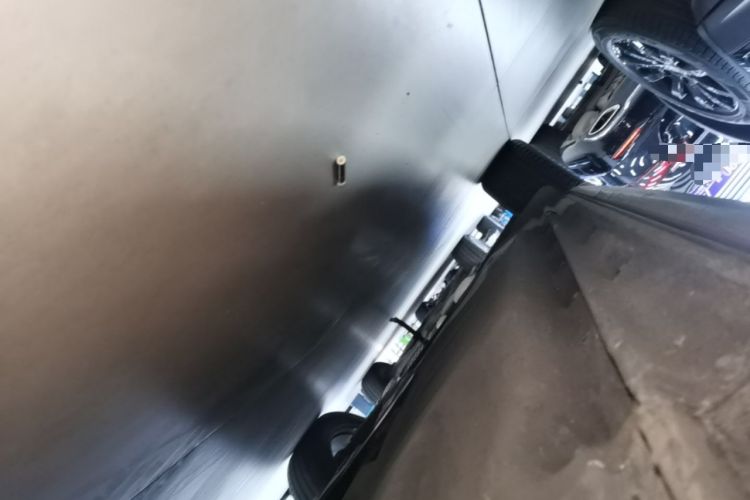 Used Audi Q5L 2022 40T Fashionable and Dynamic Model Right Side Sill