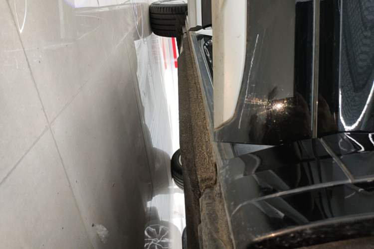 Used Audi Q5L 2022 40T Luxury Dynamic Model Right Side Sill