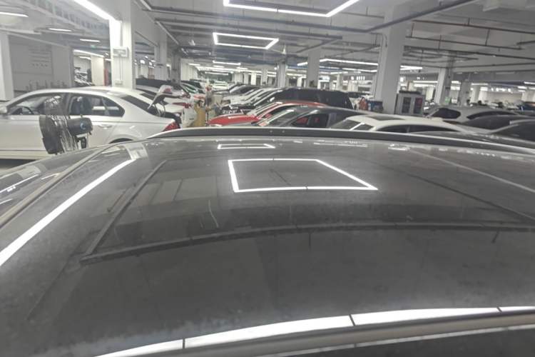 Used Audi Q5L 2022 40T Fashionable and Dynamic Model Roof