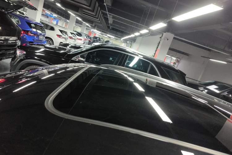 Used Audi Q5L 2022 45T Luxury Dynamic Model Roof