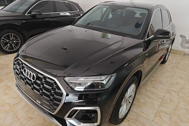 Used Audi Q5L 2022 Updated 40T Luxury Dynamic Edition Guazi used car, China used car export, Used car for sale, Used cars, Cheapest cars for sale