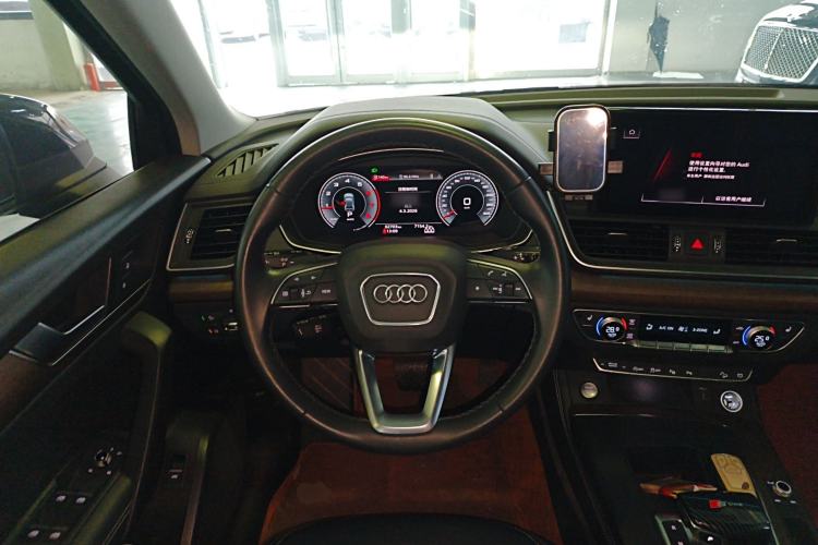 Used Audi Q5L 2022 Updated Version 40T Luxury Elegant Edition Steering Wheel