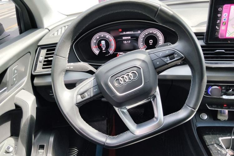 Used Audi Q5L 2022 40T Fashionable and Dynamic Model Steering Wheel
