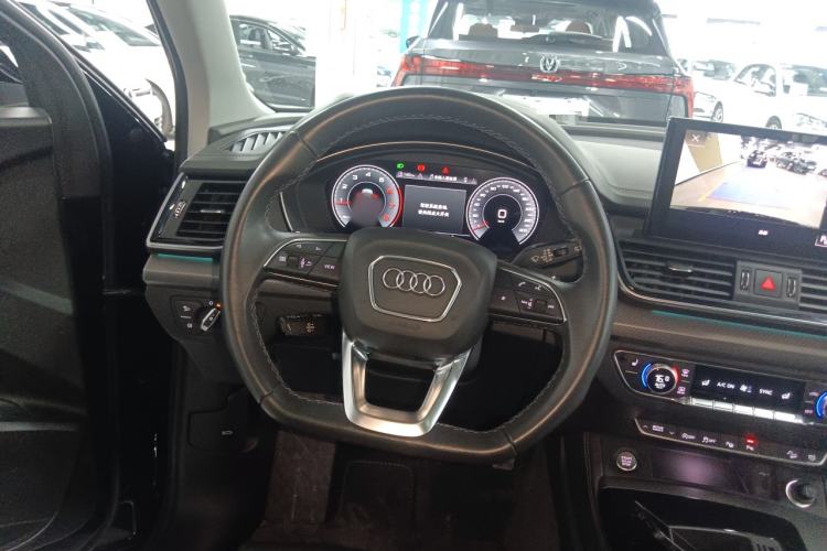 Used Audi Q5L 2022 Updated 40T Luxury Dynamic Edition Steering Wheel