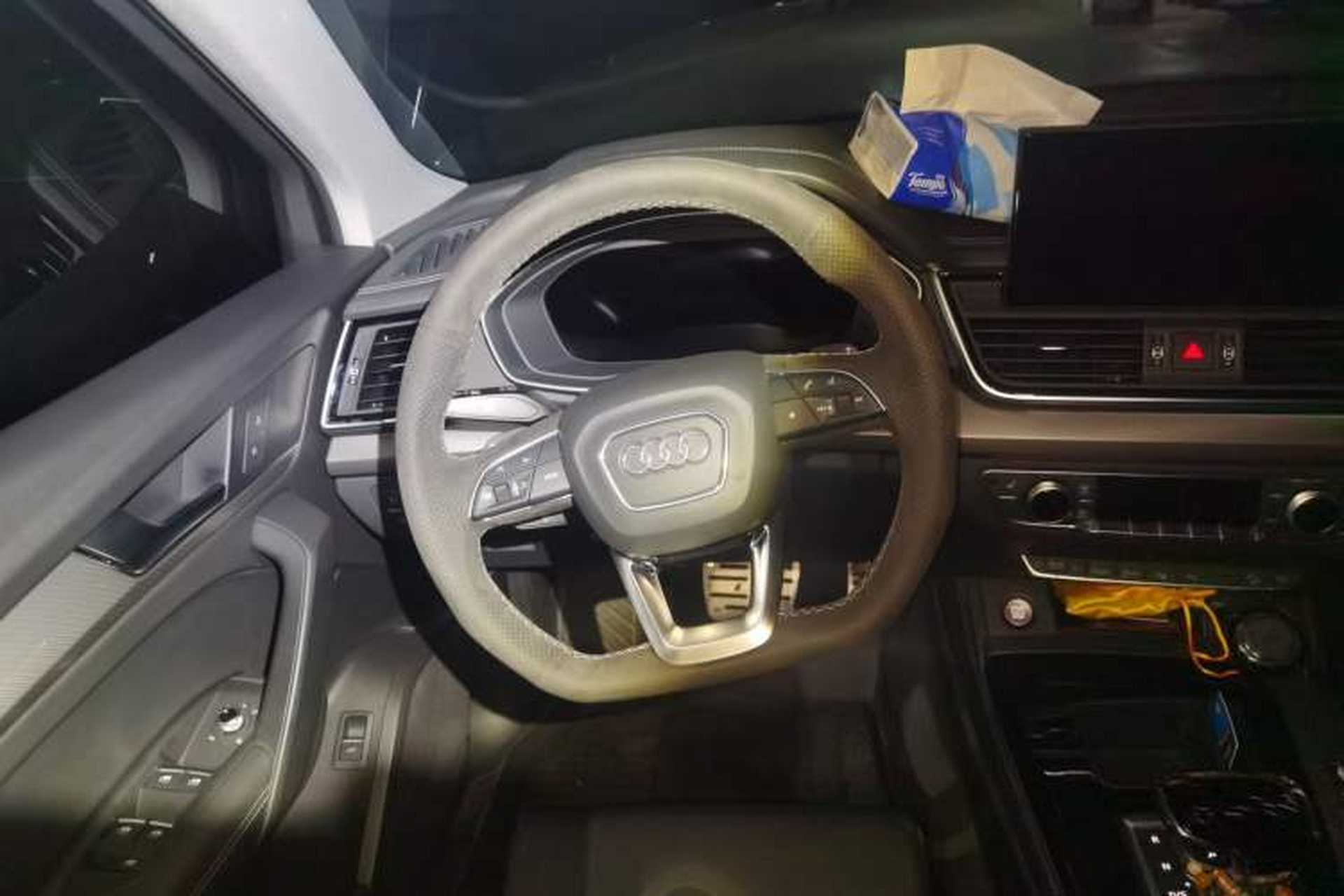 Used Audi Q5L 2022 Updated 40T Luxury Dynamic Edition Steering Wheel