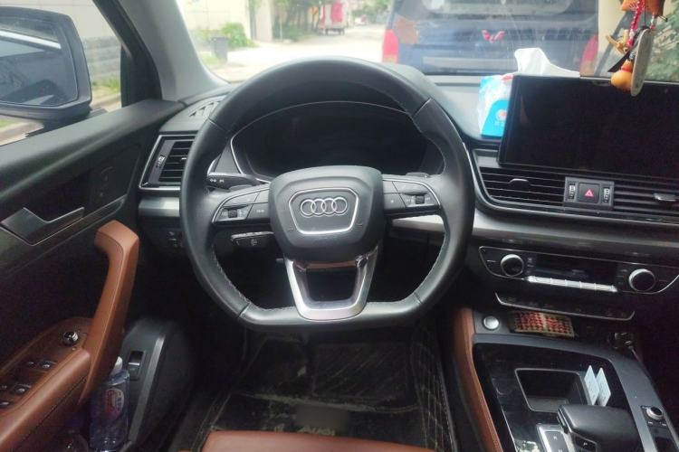 Used Audi Q5L 2022 Updated 40T Luxury Dynamic Edition Steering Wheel