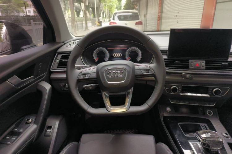 Used Audi Q5L 2022 40T RS Package Performance Model Steering Wheel