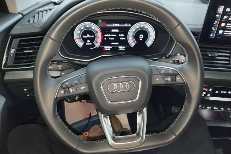 Used Audi Q5L 2022 Updated 40T Luxury Dynamic Edition Steering Wheel